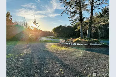 331 Palmer Street SW, Ocean Shores, WA 98569 - Photo 22