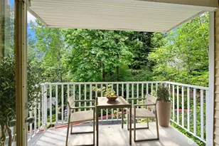 2540 118th Ave SE, Bellevue, WA 98005 - Photo 18