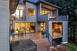 8228 26th Ave NW, Gig Harbor, WA 98332 - Photo 2