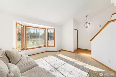 9415 137th Street E, Puyallup, WA 98373 - Photo 4