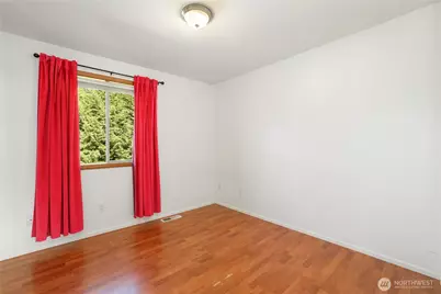 9415 137th Street E, Puyallup, WA 98373 - Photo 24