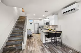 728 N 43rd St, Seattle, WA 98103 - Photo 10