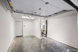 728 N 43rd St, Seattle, WA 98103 - Photo 22