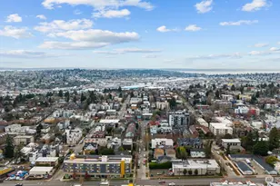 728 N 43rd St, Seattle, WA 98103 - Photo 30