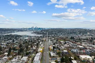 728 N 43rd St, Seattle, WA 98103 - Photo 28