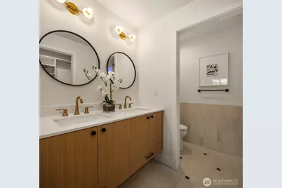 3606 Francis Avenue N, Seattle, WA 98103 - Photo 12