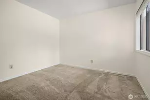 12424 NE 145th St, Kirkland, WA 98034 - Photo 26