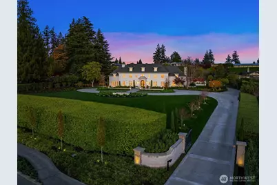 1750 92nd Avenue NE, Clyde Hill, WA 98004 - Photo 2