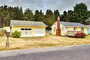 1215 199th Pl, Long Beach, WA 98631 - Photo 4