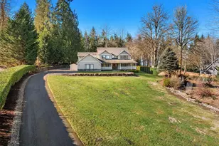 11007 W Lake Joy Dr NE, Carnation, WA 98014 - Photo 2