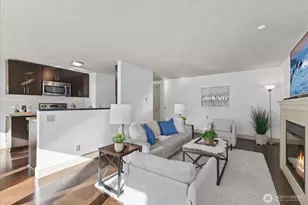 23015 Edmonds Way, Edmonds, WA 98020 - Photo 2