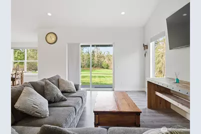 38512 Mountain Highway E, Eatonville, WA 98328 - Photo 6