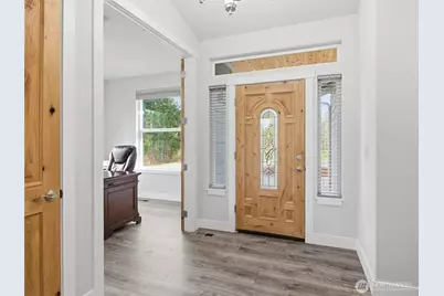 38512 Mountain Highway E, Eatonville, WA 98328 - Photo 4