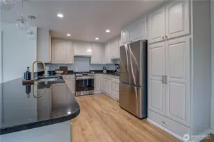 27115 212th Pl SE, Maple Valley, WA 98038 - Photo 4