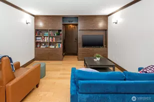 440 St Helens Ave, Tacoma, WA 98402 - Photo 2