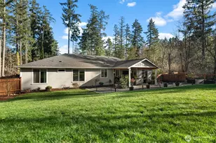 910 11th Ave, Fox Island, WA 98333 - Photo 34