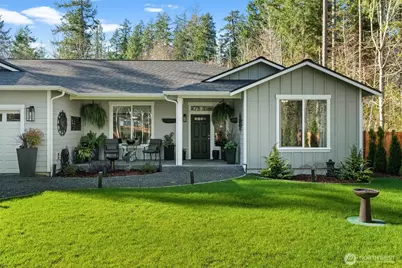 910 11th Avenue, Fox Island, WA 98333 - Photo 2