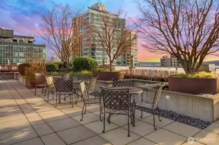 2720 3rd Ave, Seattle, WA 98121 - Photo 20