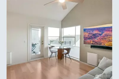 654 5th Avenue S #404, Edmonds, WA 98020 - Photo 8