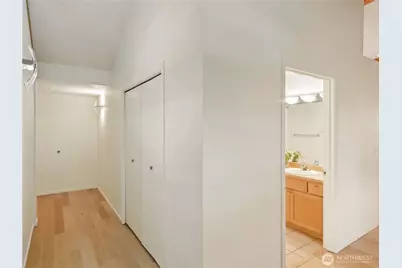 654 5th Avenue S #404, Edmonds, WA 98020 - Photo 14