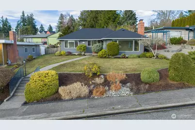 2110 E 17th Street, Bremerton, WA 98310 - Photo 2