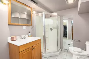 15411 SE 8th St, Bellevue, WA 98007 - Photo 12