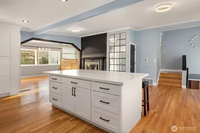 15411 SE 8th Street, Bellevue, WA 98007 - Photo 6