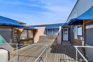 3911 Lake Washington Blvd SE, Bellevue, WA 98006 - Photo 22