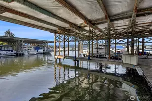 3911 Lake Washington Blvd SE, Bellevue, WA 98006 - Photo 6