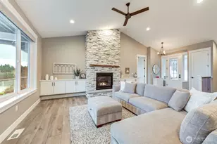 895 Marshall Dr, Camano Island, WA 98282 - Photo 8