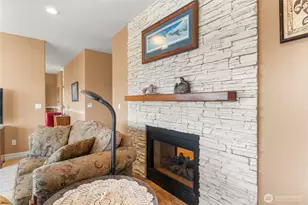 735 Castle Heights Dr, Wenatchee, WA 98801 - Photo 8