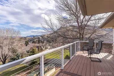 735 Castle Heights Drive, Wenatchee, WA 98801 - Photo 26