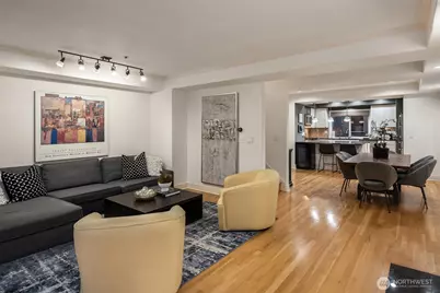 1416 6th Avenue N, Seattle, WA 98109 - Photo 8