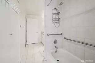 321 10th Ave S, Seattle, WA 98104 - Photo 14