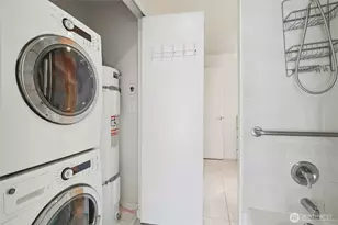 321 10th Ave S, Seattle, WA 98104 - Photo 18