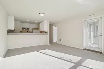 321 10th Avenue S #613, Seattle, WA 98104 - Photo 6