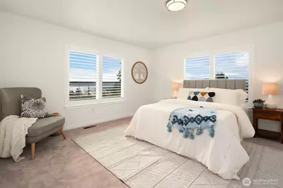 2401 E 16th Street, Bremerton, WA 98310 - Photo 18