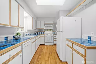 1216 E Clearbrook Dr, Bellingham, WA 98229 - Photo 4