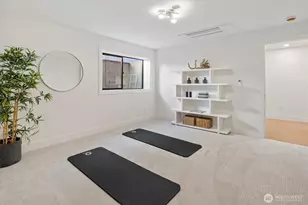 2515 35th Ave W, Seattle, WA 98199 - Photo 16