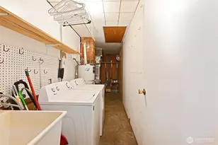 1704 Rainier St, Sumner, WA 98390 - Photo 22