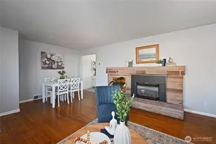 1704 Rainier St, Sumner, WA 98390 - Photo 6