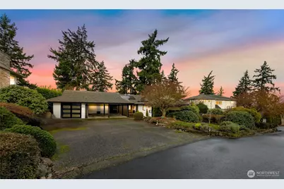 4711 116th Avenue SE, Bellevue, WA 98006 - Photo 2