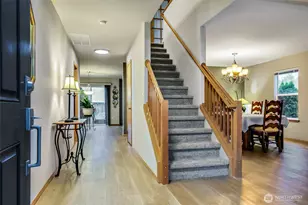 9406 225th Way NE, Redmond, WA 98053 - Photo 2