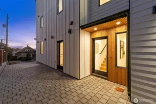 2214 Broadway E, Seattle, WA 98102 - Photo 6