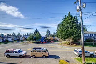 8000 28th Ave NW, Seattle, WA 98117 - Photo 26