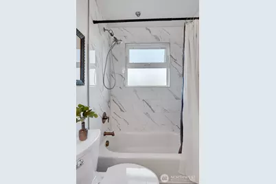 8000 28th Avenue NW #320, Seattle, WA 98117 - Photo 22