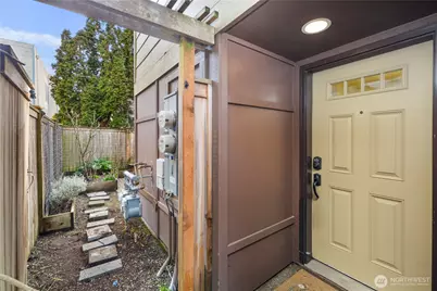 2017 NW 59th Street #A, Seattle, WA 98107 - Photo 2