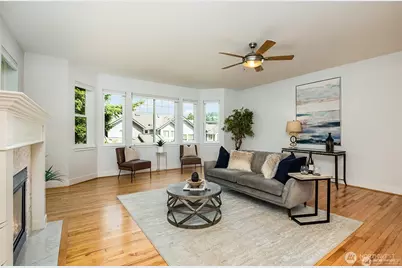 5523 Lakemont Boulevard SE #604, Bellevue, WA 98006 - Photo 6