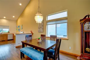 170 NW 13th Ct, Oak Harbor, WA 98277 - Photo 10