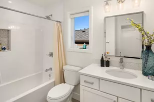 720 20th Ave W, Kirkland, WA 98033 - Photo 28